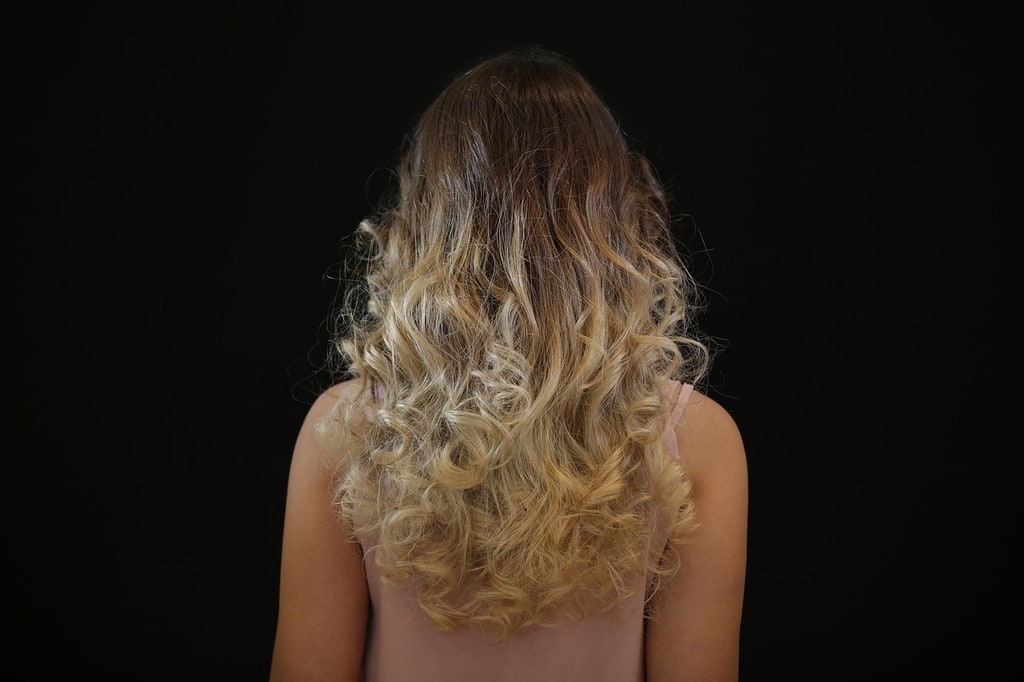 Comment protéger ses cheveux de la chaleur et des UV ?